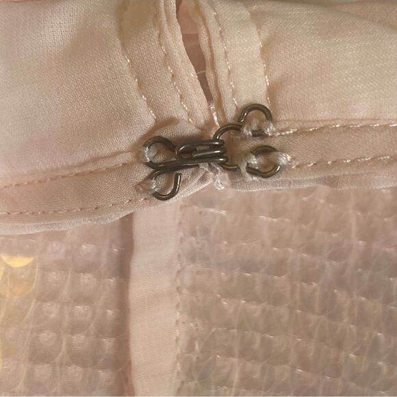 Victoria's Secret Pale Pink Semi Sheer Sequined High Neck Sleeveless Top Size M - Picture 10 of 13